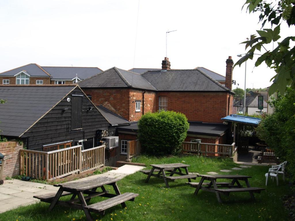 Jolly Brewers Free House Inn Бишопс-Стортфорд Экстерьер фото